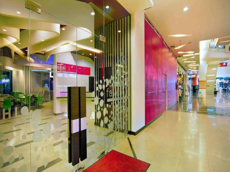 Favehotel Pluit Junction Jakarta Luaran gambar